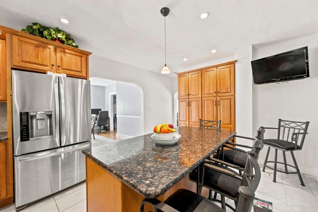 38 Thornton St, Quincy, MA 02170