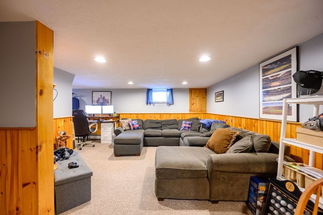 38 Thornton St, Quincy, MA 02170