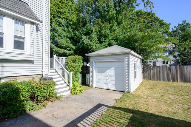 38 Thornton St, Quincy, MA 02170