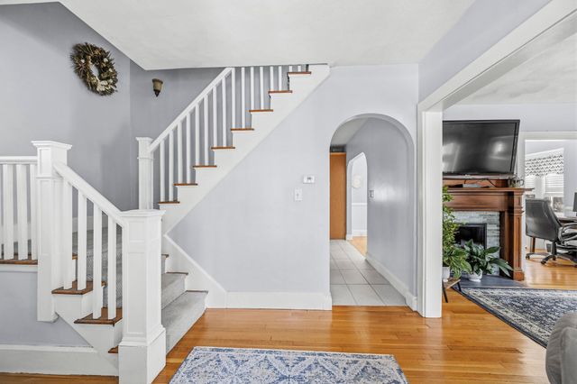 38 Thornton St, Quincy, MA 02170