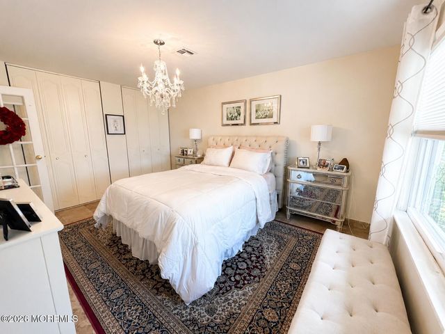 600A Lake Point Drive, Lakewood, NJ 08701