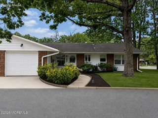 600A Lake Point Drive, Lakewood, NJ 08701