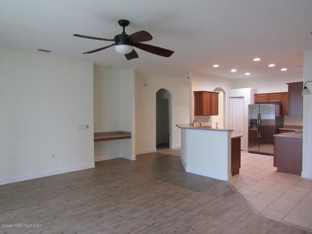 1741 Bridgeport Circle, Rockledge, FL 32955