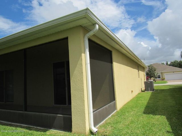 1741 Bridgeport Circle, Rockledge, FL 32955