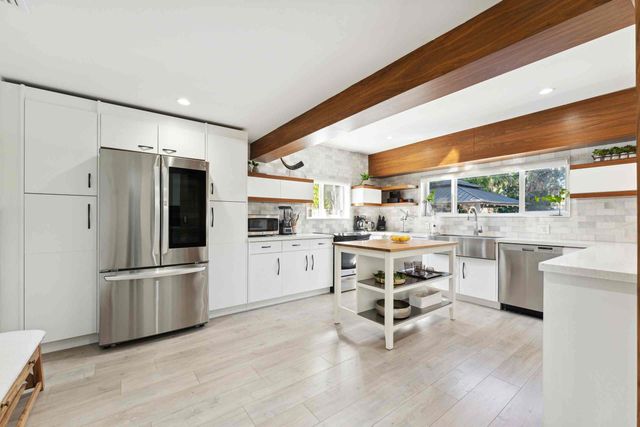 2205 NE 30TH Street, Lighthouse Point, FL 33064