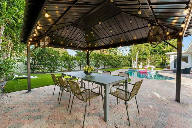 2205 NE 30TH Street, Lighthouse Point, FL 33064