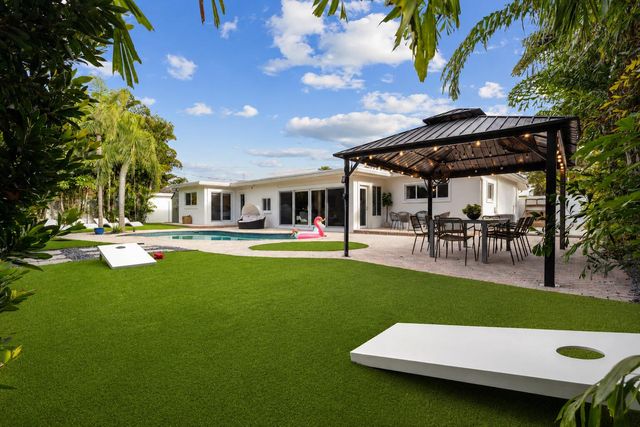 2205 NE 30TH Street, Lighthouse Point, FL 33064