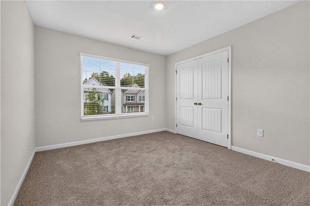 129 King Village, Braselton, GA 30517