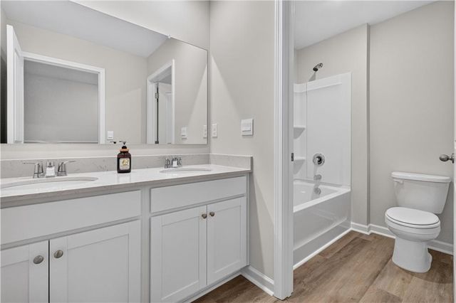 129 King Village, Braselton, GA 30517