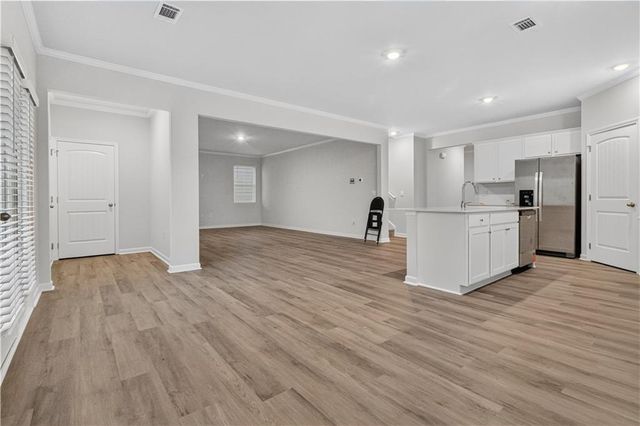 129 King Village, Braselton, GA 30517