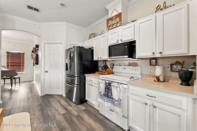 11285 Timbercrest Road, Spring Hill, FL 34608