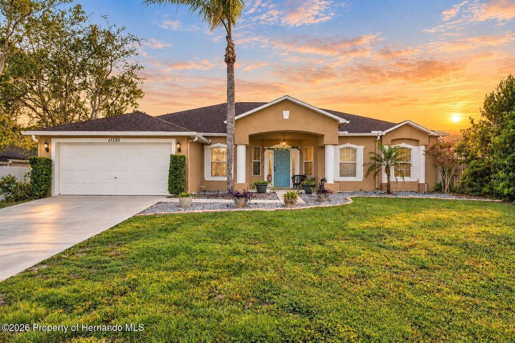 11285 Timbercrest Road, Spring Hill, FL 34608
