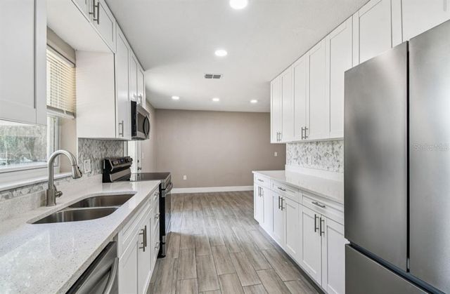 18216 STATE ROAD 52, Land O Lakes, FL 34638