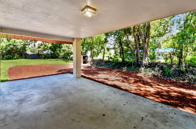 18216 STATE ROAD 52, Land O Lakes, FL 34638