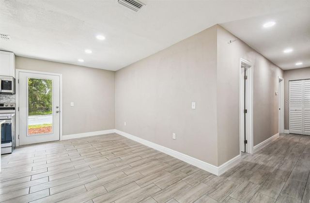 18216 STATE ROAD 52, Land O Lakes, FL 34638