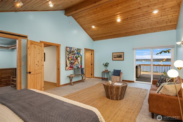 13725 SW Pohl Road, Vashon, WA 98070