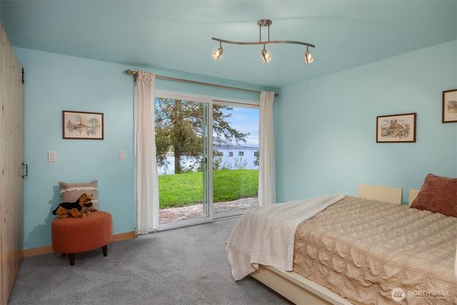 13725 SW Pohl Road, Vashon, WA 98070