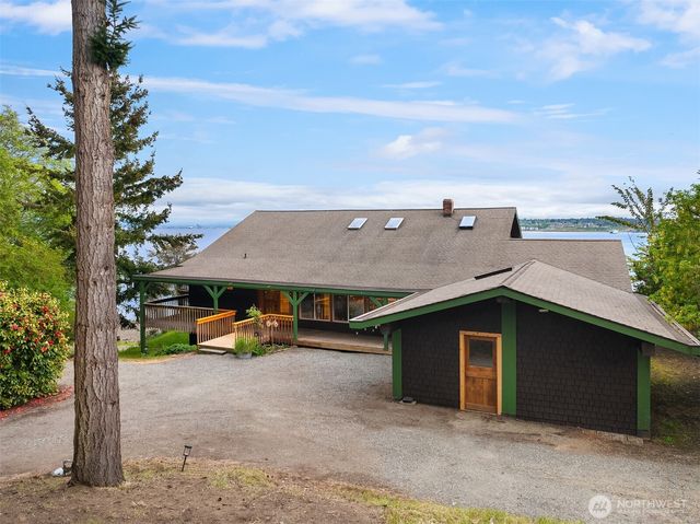 13725 SW Pohl Road, Vashon, WA 98070