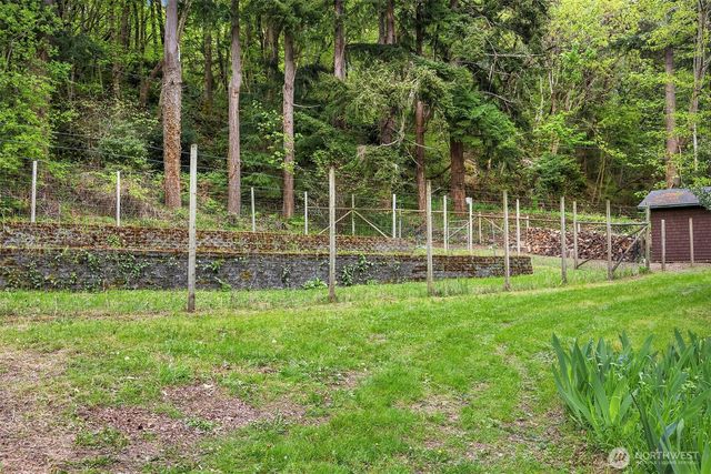 13725 SW Pohl Road, Vashon, WA 98070