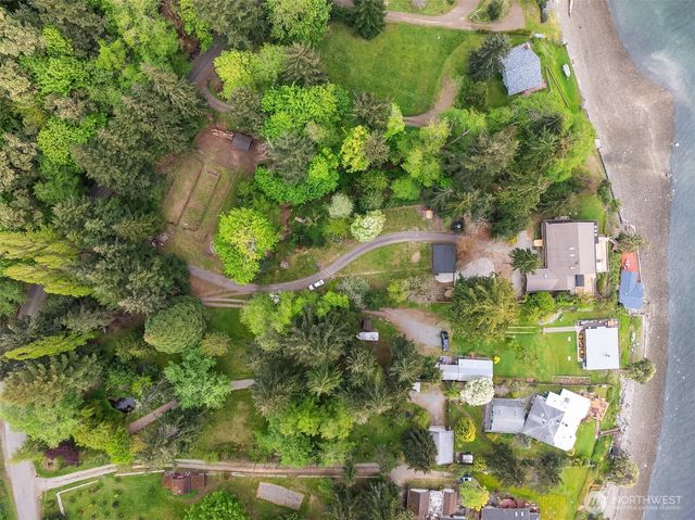 13725 SW Pohl Road, Vashon, WA 98070