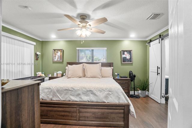 9841 NW 24th St, Coral Springs, FL 33065