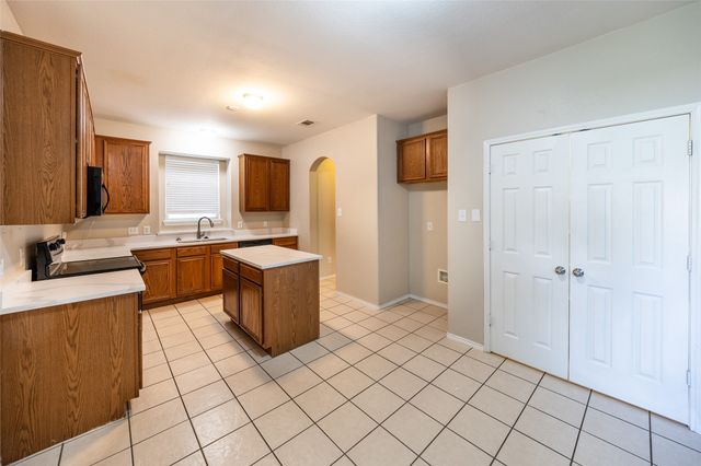 1613 Degnen Lane, Providence Village, TX 76227