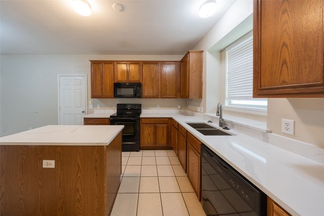 1613 Degnen Lane, Providence Village, TX 76227
