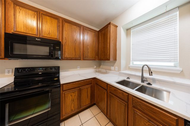 1613 Degnen Lane, Providence Village, TX 76227