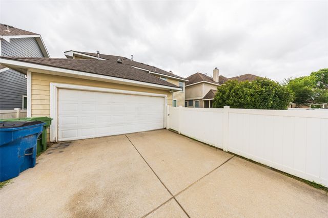 1613 Degnen Lane, Providence Village, TX 76227