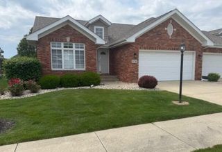 10746 Knickerbocker Court, St. John, IN 46373