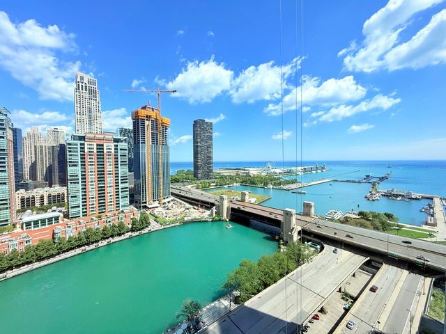 420 E Waterside Drive 1912, Chicago, IL 60601