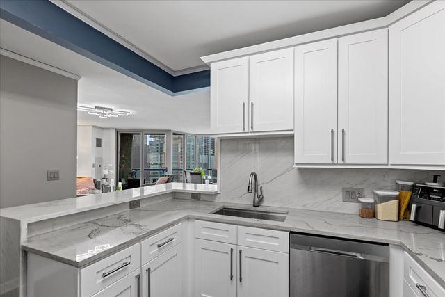 420 E Waterside Drive 1912, Chicago, IL 60601