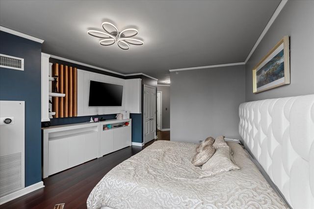 420 E Waterside Drive 1912, Chicago, IL 60601