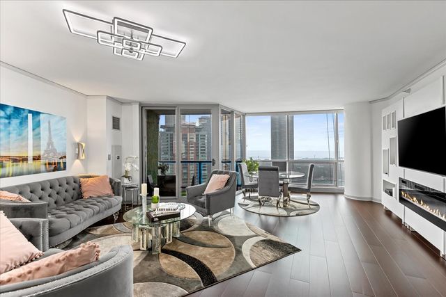 420 E Waterside Drive 1912, Chicago, IL 60601