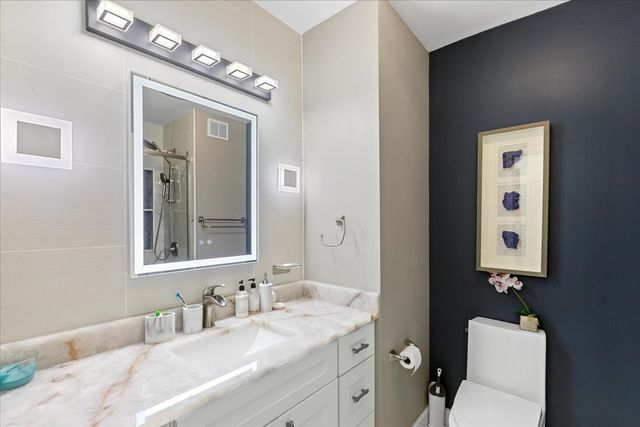 420 E Waterside Drive 1912, Chicago, IL 60601