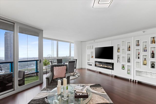 420 E Waterside Drive 1912, Chicago, IL 60601