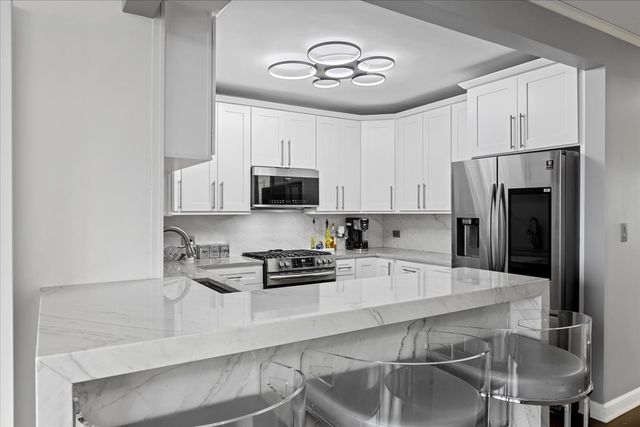 420 E Waterside Drive 1912, Chicago, IL 60601