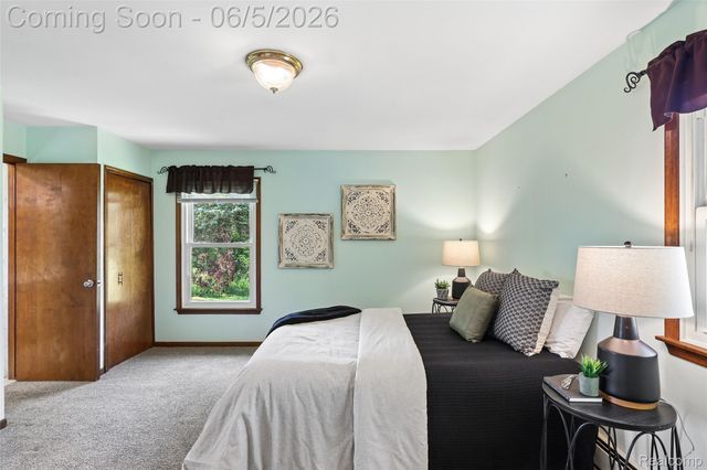 8701 Heatherset Drive, Brighton Township, MI 48114