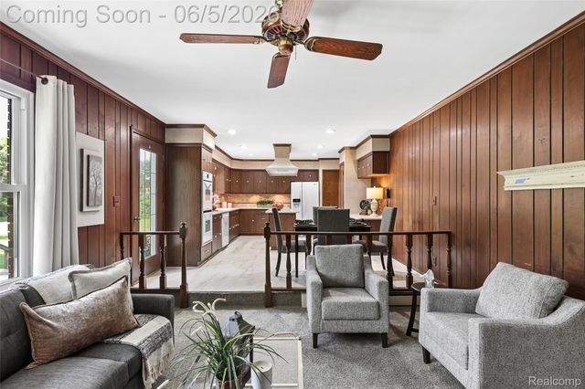 8701 Heatherset Drive, Brighton Township, MI 48114