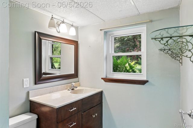 8701 Heatherset Drive, Brighton Township, MI 48114