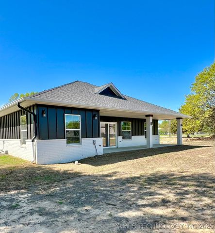 421232 E 1168 Road, Eufaula, OK 74432
