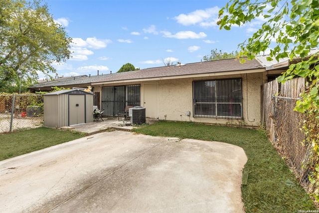 7233 Glen Bay, San Antonio, TX 78239