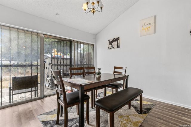 7233 Glen Bay, San Antonio, TX 78239