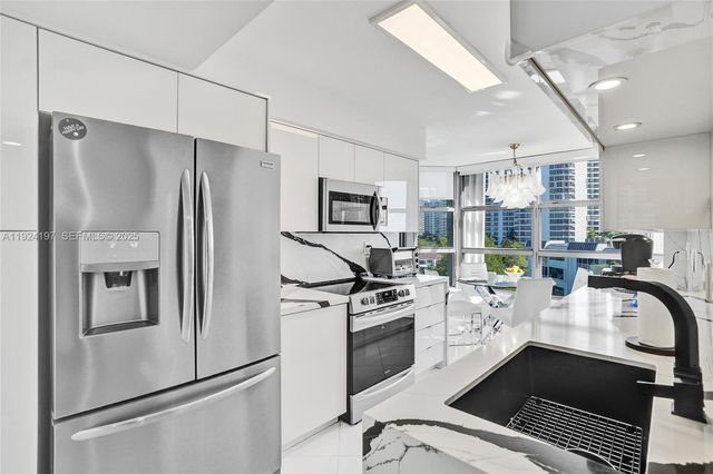 3400 NE 192nd St 612, Aventura, FL 33180