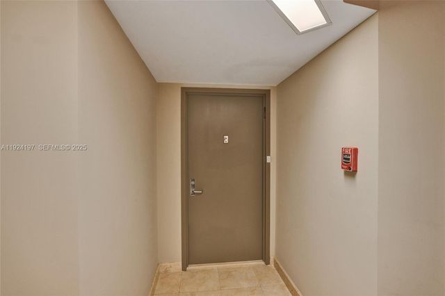 3400 NE 192nd St 612, Aventura, FL 33180