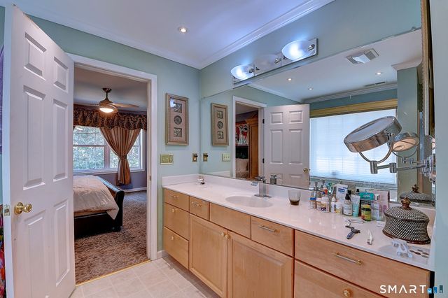 190 Auburn Street, Naugatuck, CT 06770