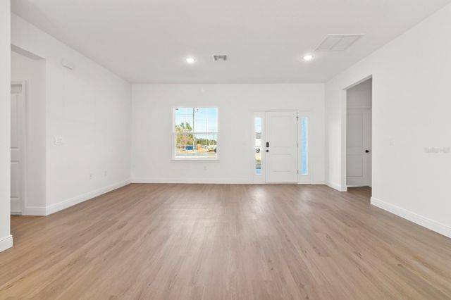 16376 SW 27TH CIRCLE, Ocala, FL 34473