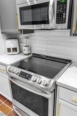 2879 Geary Place 2811, Las Vegas, NV 89109