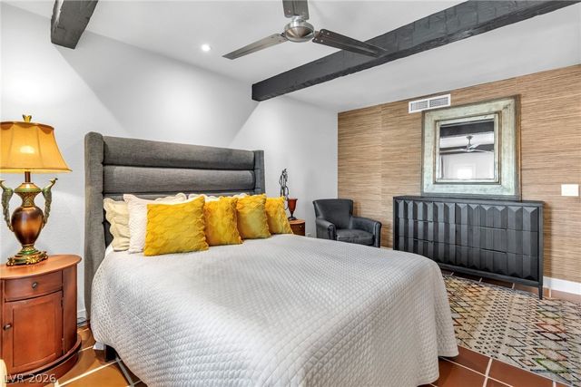 2879 Geary Place 2811, Las Vegas, NV 89109