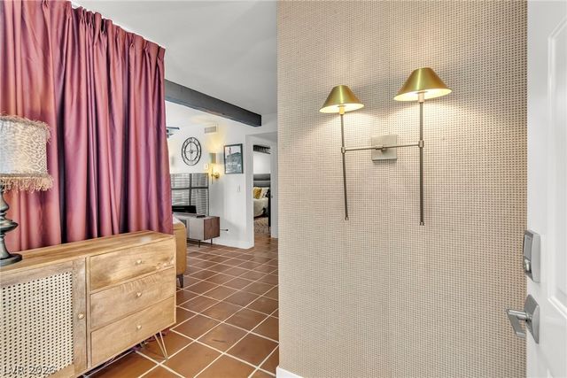 2879 Geary Place 2811, Las Vegas, NV 89109